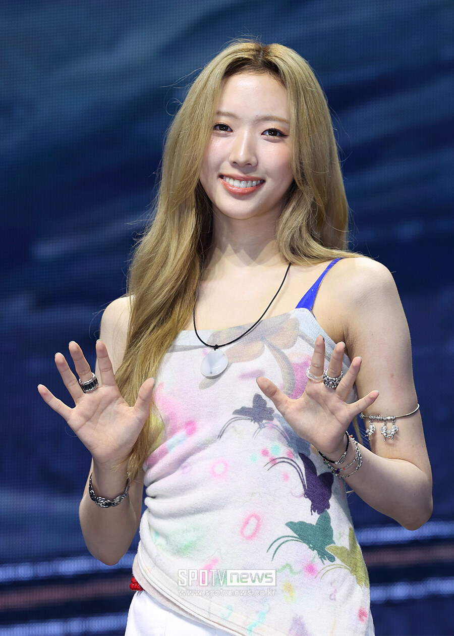 [포토S] 튜이드 엘레나, '금발이 찰떡'