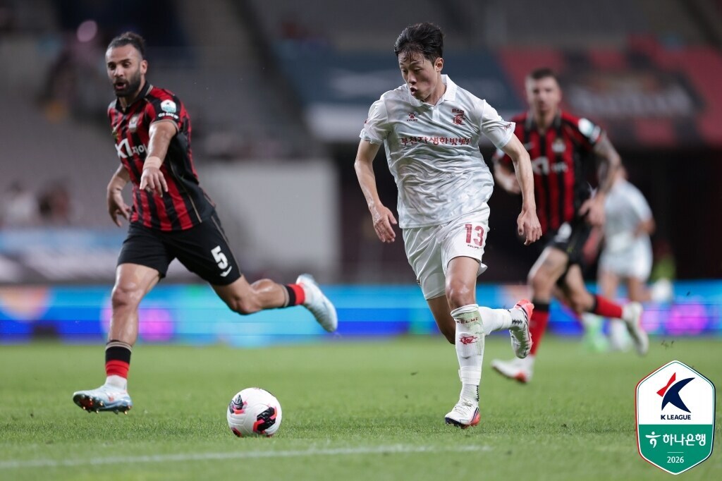 ▲ 25일 오후 서울월드컵경기장에서 FC서울과 부천FC1995가 하나은행 K리그1 2026 25라운드를 통해 맞붙었다. 두 팀 모두 상승세를 이어가려는 혈전 속에 클리말라가 결승골을 뽑아낸 서울의 1-0 승리로 끝이 났다. ⓒ 한국프로축구연맹