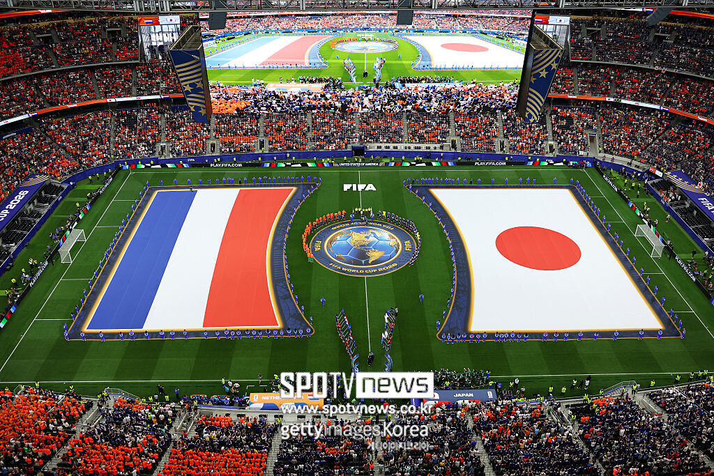▲ 모리야스 하지메(위 사진) 일본 축구대표팀 감독에게도 '거스 히딩크' 같은 네덜란드인 참스승이 있었다.