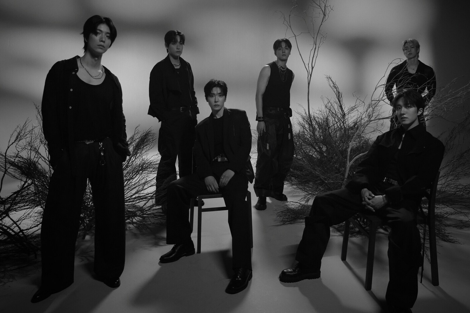 '컴백' SF9 "10주년, 아직 실감 안 나…60주년 디너쇼까지 달릴 것"
