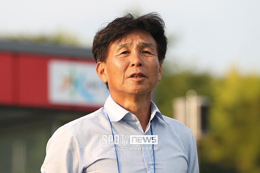 [포토S] 결승전 앞둔 중앙대 오해종 감독