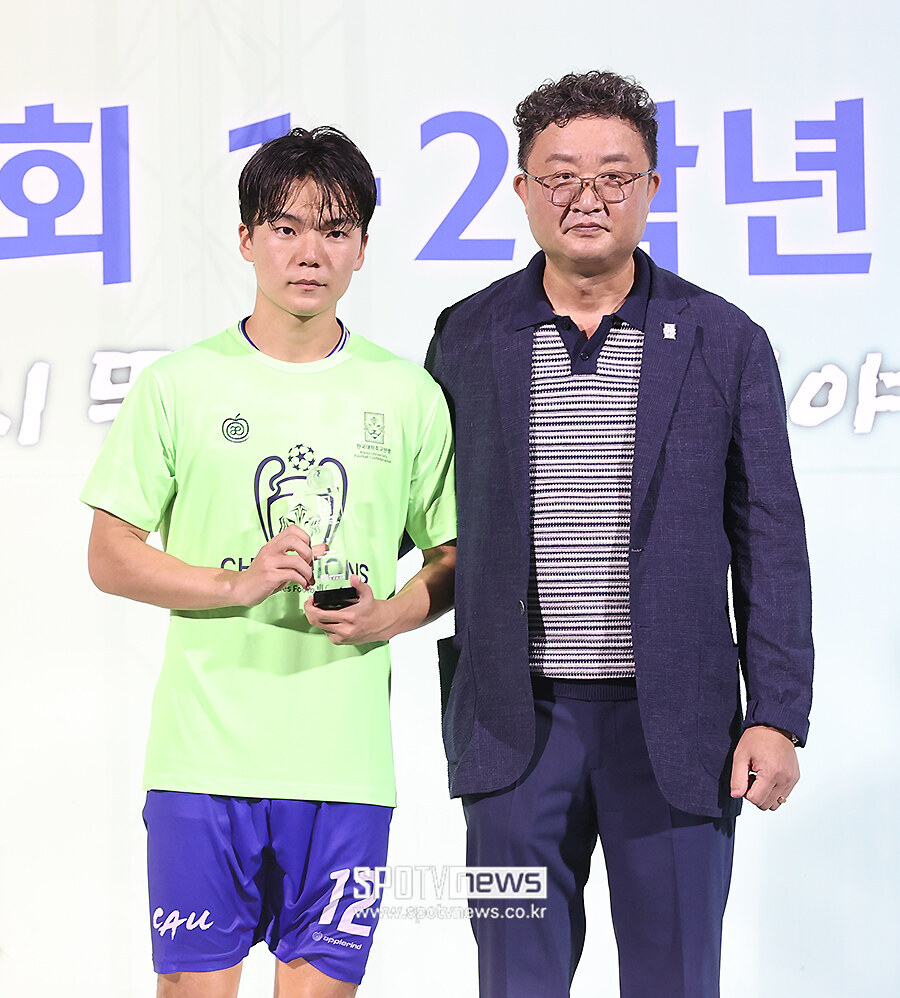 [포토S] 수비상 수상한 중앙대 황지성
