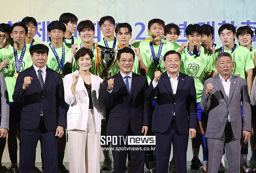 [포토S] 박한동 회장, '중앙대 우승을 축하합니다'