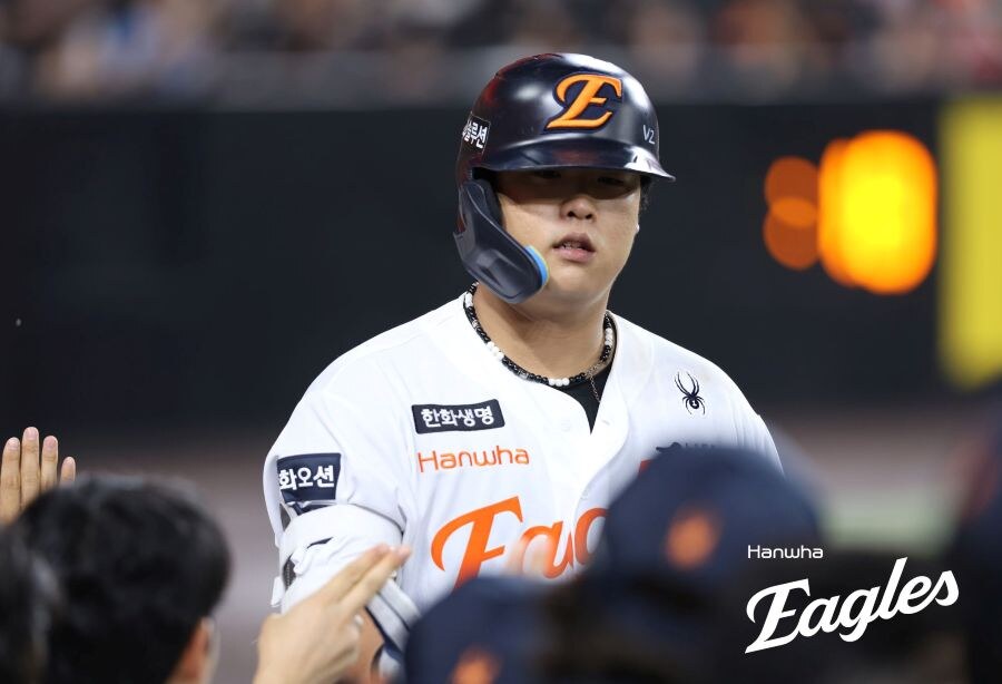▲ 향후 수비에서의 활용성과 그 계획이 관심을 모으는 강백호 ⓒ한화이글스