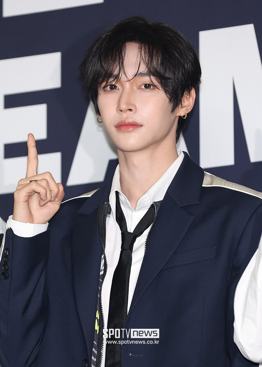 [포토S] 라이즈 원빈, '잘생김 한도 초과'