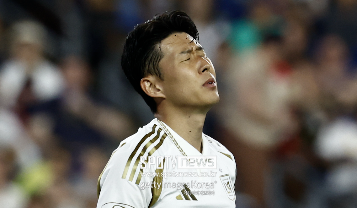 ‘패스를 왜 못 받아먹어’ 손흥민 짜증폭발, 킬패스+좌우중앙 포지션 이동해도 답답…LAFC, DC 유나이티드와 0-0 충격 무승부 ‘5경기 동안 승리 없어’