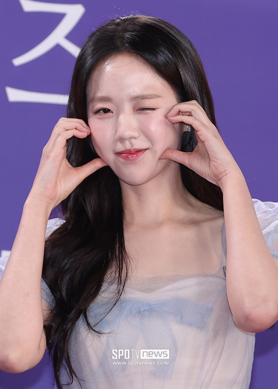 [포토S] 지예은, '윙크도 잘해요'