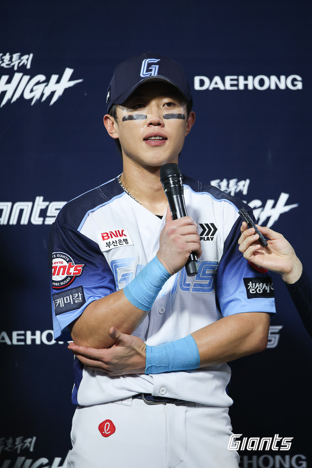 '3안타 4타점' 롯데 내야사령관의 부활, 폭염도 못 막았다! "이런 날씨 경기? 진짜 쉽지 않아, 솔직히 취소될 줄"