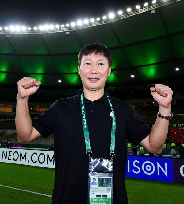 韓 명장 정조준! "부담은 김상식호가 더 크다" 지면 4강행 빨간불 '운명의 한판'…"베트남 도전 기꺼이 받아들일 것" 인니 감독 공개 도발