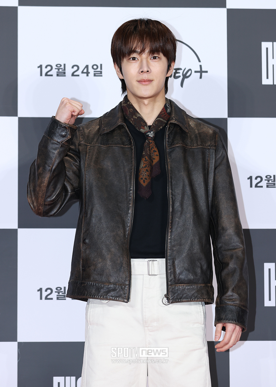 [단독]유정후, 블리츠웨이와 전속계약…수지와 차기작까지 '겹경사'