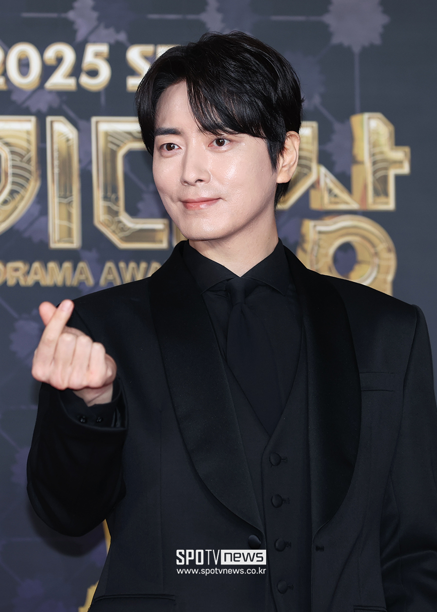 이준혁, SNS 해킹 당했다…"계정 복구 중, 피해 주의"[공식]