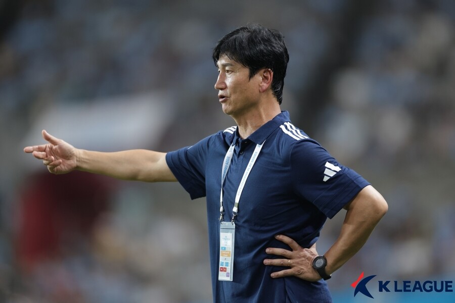 [SPO 현장] '이례적 폭염+오후 8시' K리그보다 먼저 경험한 정정용 감독 "날씨 고려해서 경기가 치러졌으면"