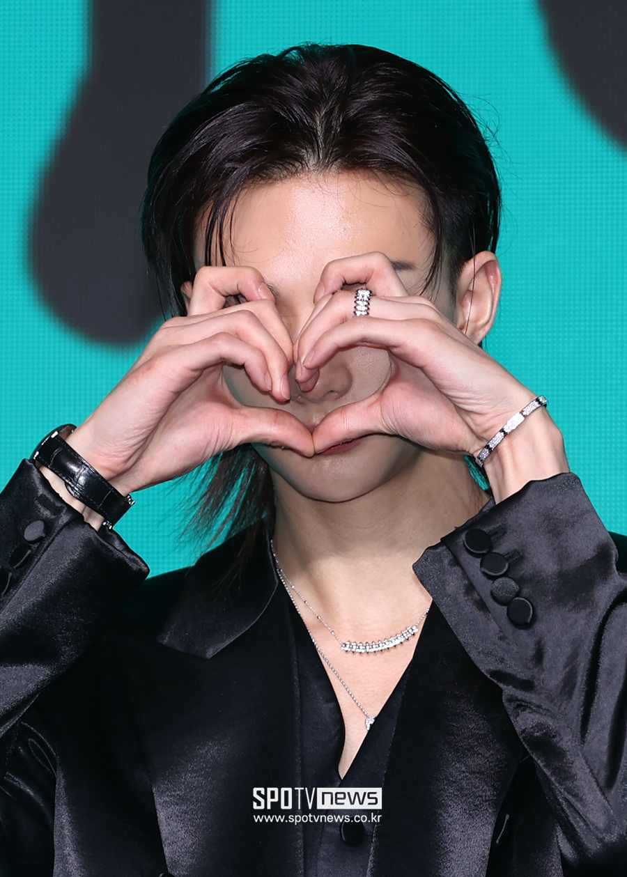 [포토S] 스트레이키즈 현진, '가려도 멋있네'