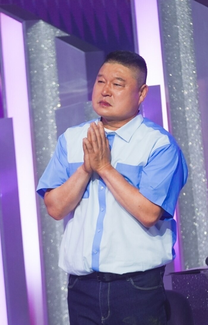 강호동, 이런 모습은 처음…"나도 모르게 눈물이 났다" 두손 모으고 '눈물 펑펑'('천만기인쇼')