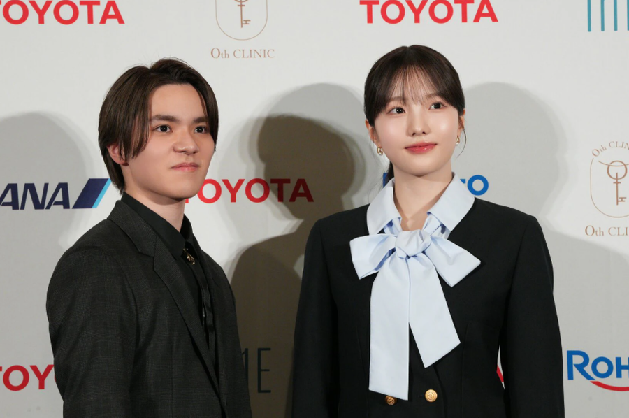 ▲ 혼다 마린(오른쪽)은 남자친구이자 동계 올림픽에서만 3개 메달을 수확한 남자 싱글 전 국가대표 우노 쇼마와 짝을 이뤄 다시 얼음 위를 지친다. 일본 피겨계 최고 스타 커플이 은반 복귀를 선언해 화제를 모으는 가운데 2년 전 은퇴 당시 혼다의 진심 어린 고백 인터뷰도 재차 주목받고 있다. ⓒ 연합뉴스 / AFP