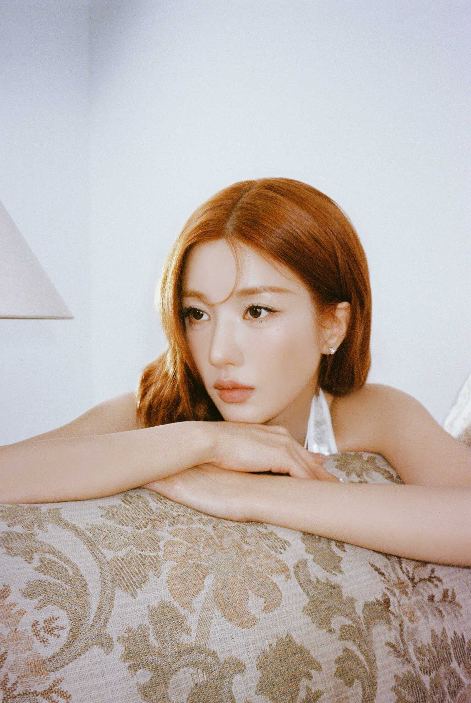 권은비 "'언더워터' 넘을 대표곡 갈증 커, 우주의 기운 모였으면"[인터뷰④]