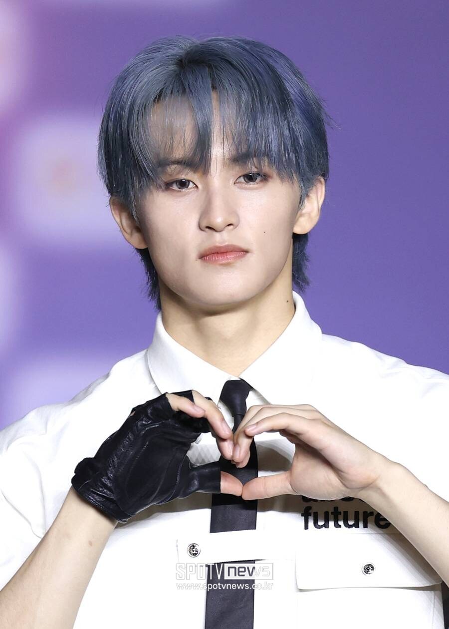 NCT 떠난 마크, 악플러들과 전쟁 선포 "단호한 법적 조치 취할 것"[공식]