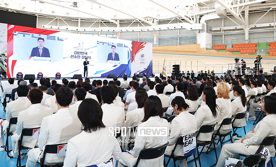 [포토S] 아시안 게임 앞두고 선수들 격려하는 유승민 회장