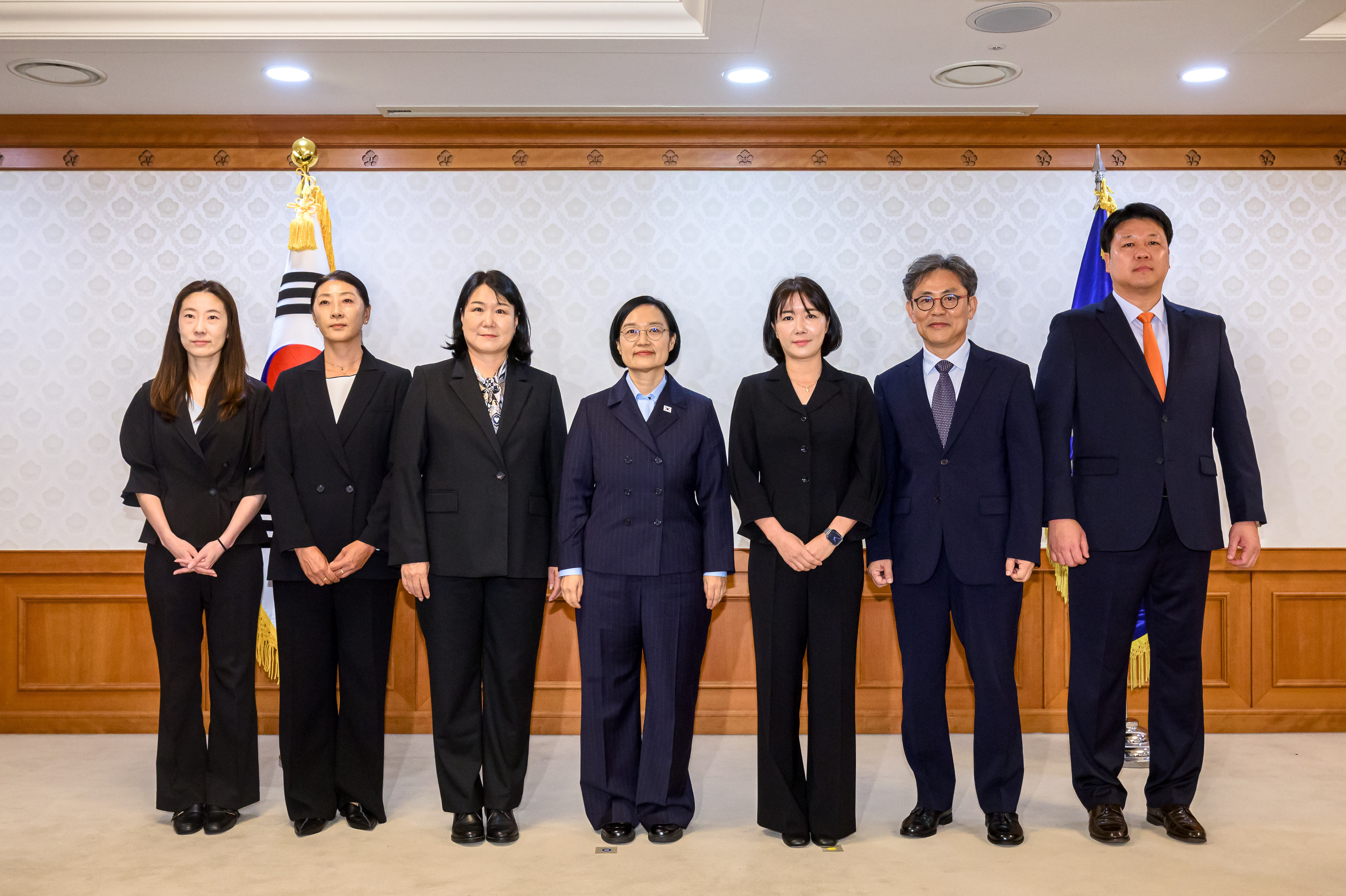 국가스포츠정책위 2기 출범…김수녕 공동위원장, 박성배·서정화·윤지운·한남희·함은주 등 6명 위촉