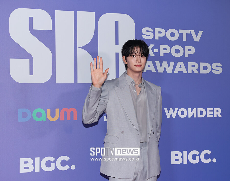 [포토S] 김재원, 'SPOTV 케이팝 어워즈 시상자'