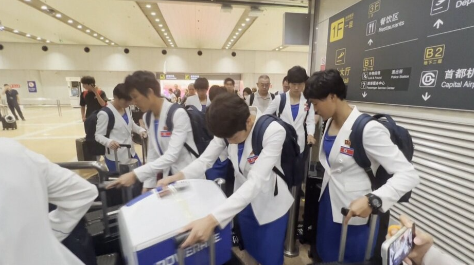 ▲ 북한 여자축구 대표팀이 아시안게임 참가를 위해 중국 베이징에 도착했다. 사실상 조 1위 결정전이 될 남북전은 21일 오후 4시에 열린다. ⓒ 일본 TBS 뉴스