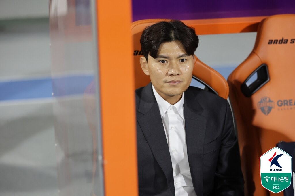 [SPO 현장] "전북을 어렵게 한 점은 분명 긍정적이다" 승점 1점에 만족감 표한 정경호 감독