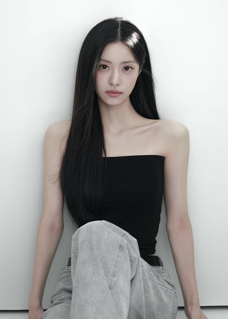 '르세라핌 탈퇴' 김가람, 배우 프로필 공개…본격 활동 재개 시동