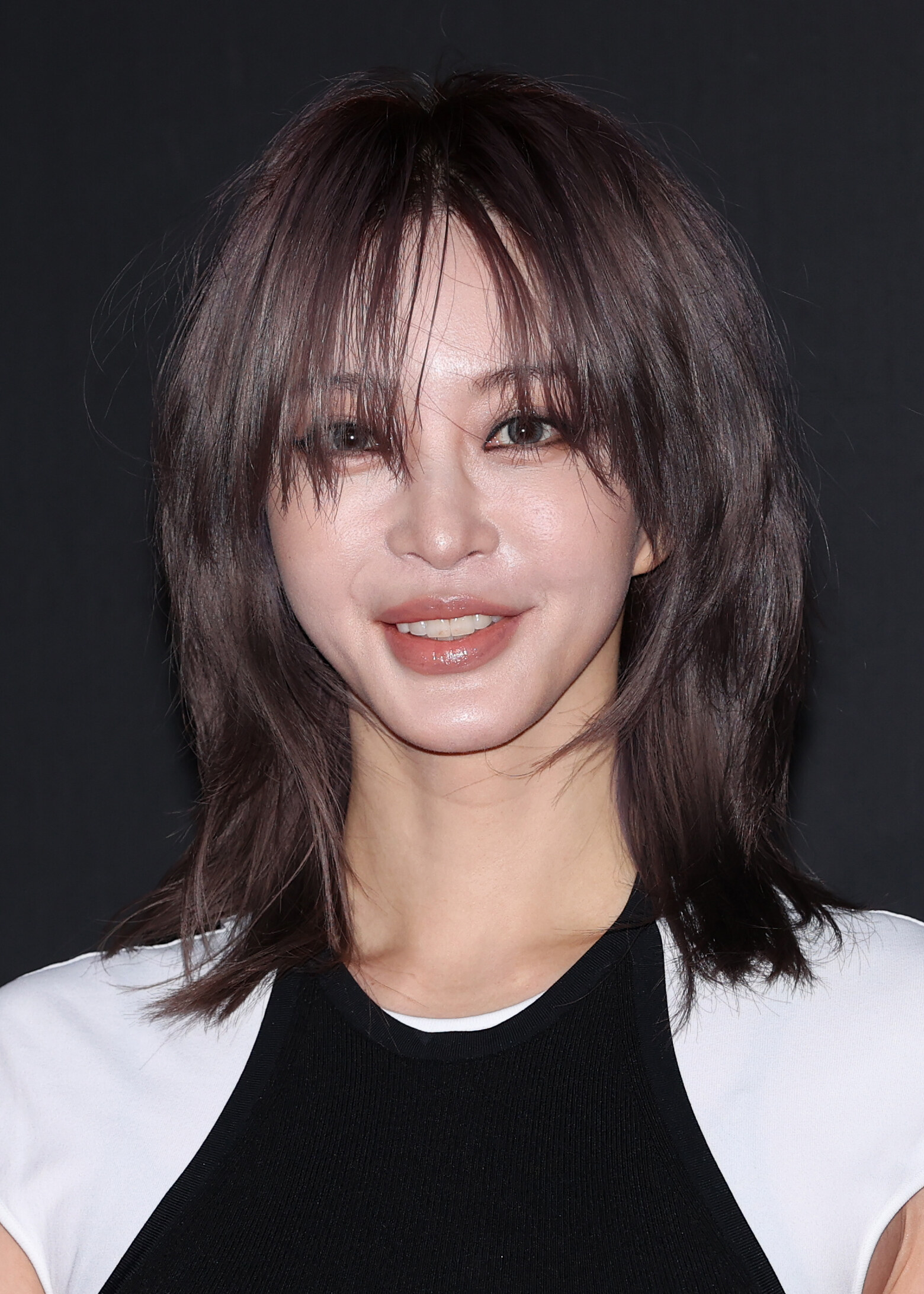 '10세 연하♥' 한예슬, 결혼 2년4개월 만의 임신설에 "사실무근"[공식입장]