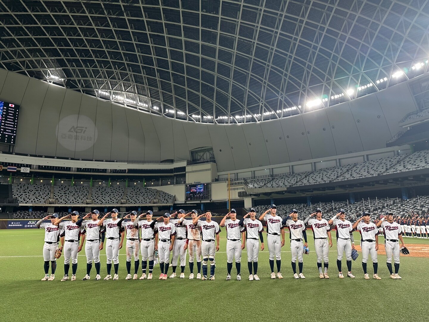 ▲ 정윤진 감독이 이끄는 U-18 한국 대표팀이 제14회 아시아청소년야구선수권 결승전에서 일본을 2-0으로 무너뜨리며, 8년 만에 아시아 정상으로 올라섰다. ⓒ대한야구소프트볼협회