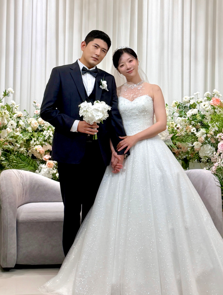 '이하와 결혼' 타이미, 결혼식 사진 공개→"잘 살겠습니다" 인생 2막 소감