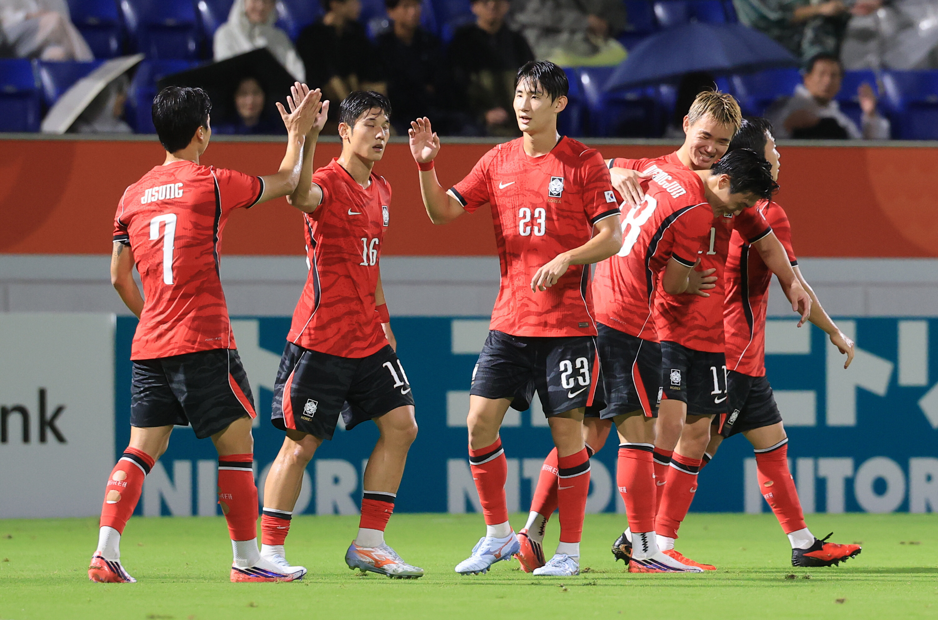 ▲ 이민성 감독이 이끄는 대한민국 23세 이하(U-23) 축구대표팀은 15일 오후 7시 30분 일본 나고야의 파로마 미즈호 럭비경기장에서 열린 2026 아이치·나고야 아시안게임 남자 축구 조별리그 D조 1차전에서 카타르에 4-1로 승리했다.&nbsp; ⓒ연합뉴스