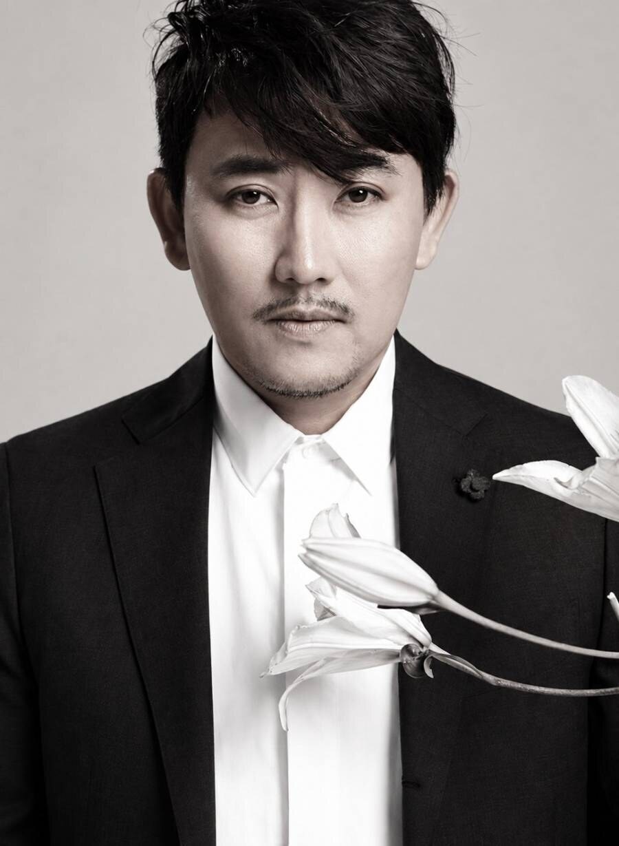 이승철, 겹경사 맞았다…첫 손주 품에 안고 "저 할아버지 됐어요"