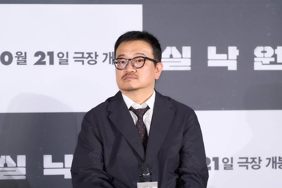 연상호 감독 "'실낙원'=母가 연습장에 쓴 이야기…아내 것도 작업 중"