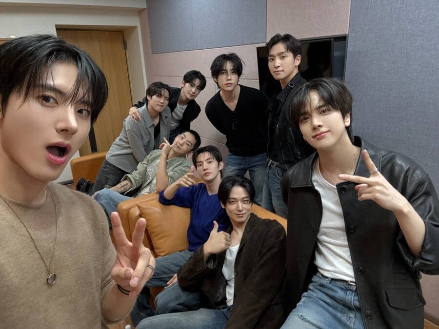 '차가원 떠난' 더보이즈, 9人 완전체 드디어 뭉쳤다…2년 만에 공식 SNS도 '부활'