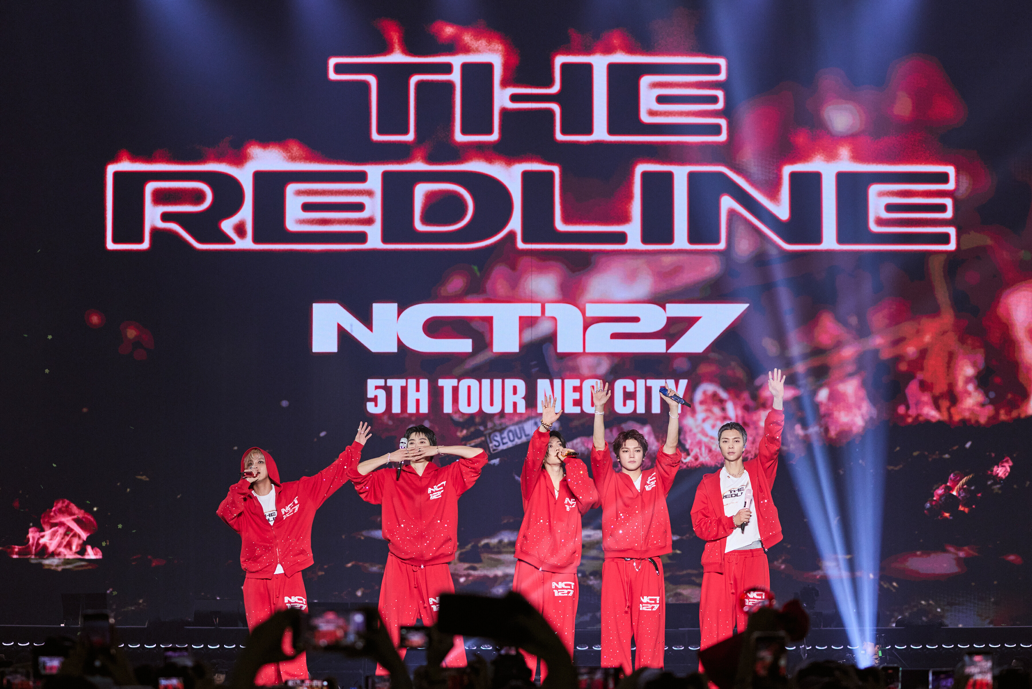'군백기' 도영·정우도 함께…10주년 클래스 보여준 NCT 127, '5人 체제' 투어도 빈틈 없었다[종합]