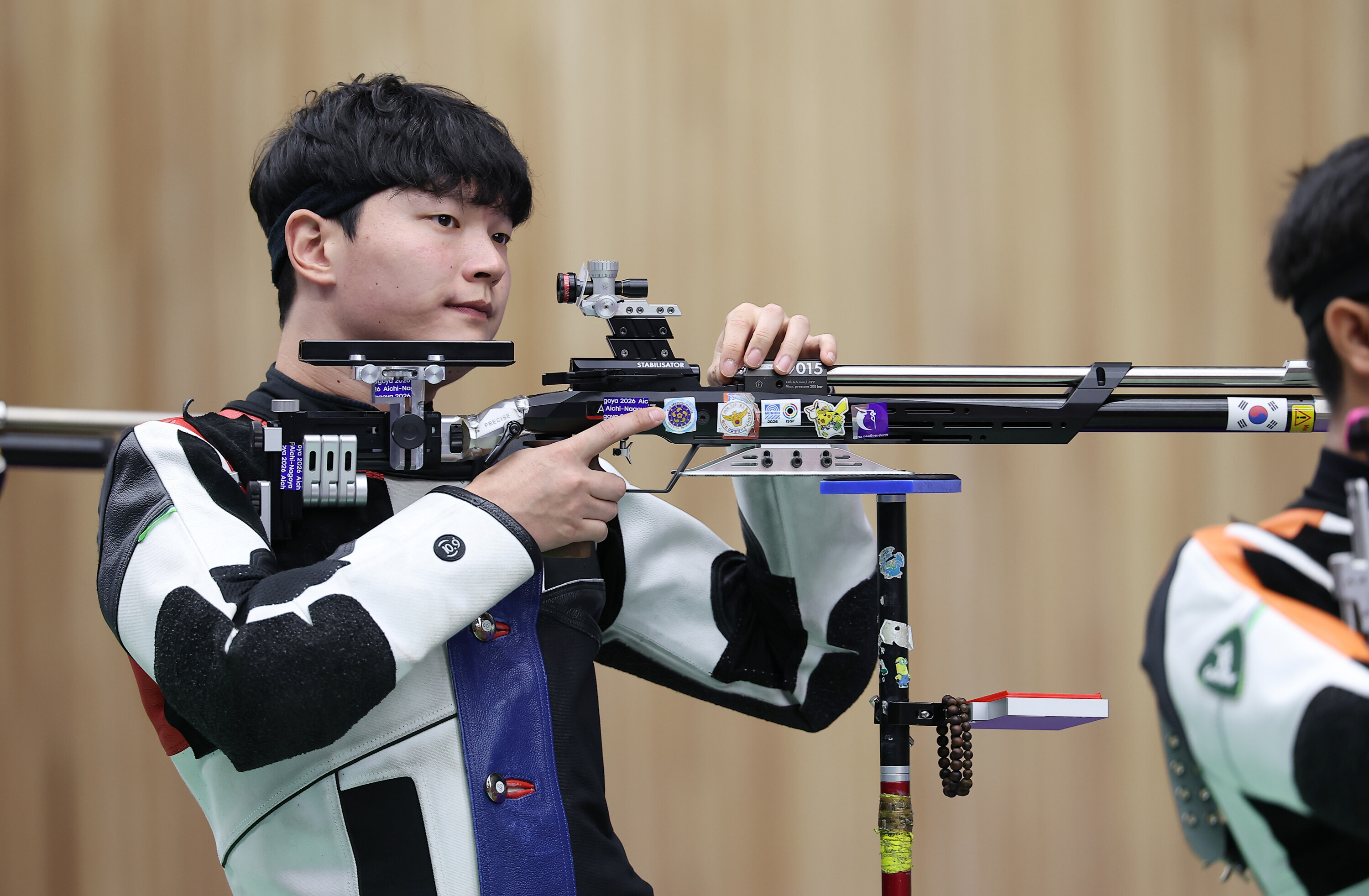 ▲ 21일 일본 아이치현 종합 사격장에서 열린 2026 아이치·나고야 아시안게임 사격 남자 10m 공기소총 결선에서 한국 신민기가 경기를 마치고 있다. ⓒ연합뉴스