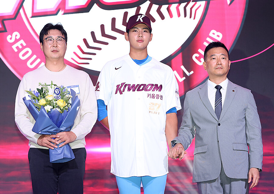 [포토S] 하현승, '전체 1순위로 키움행'