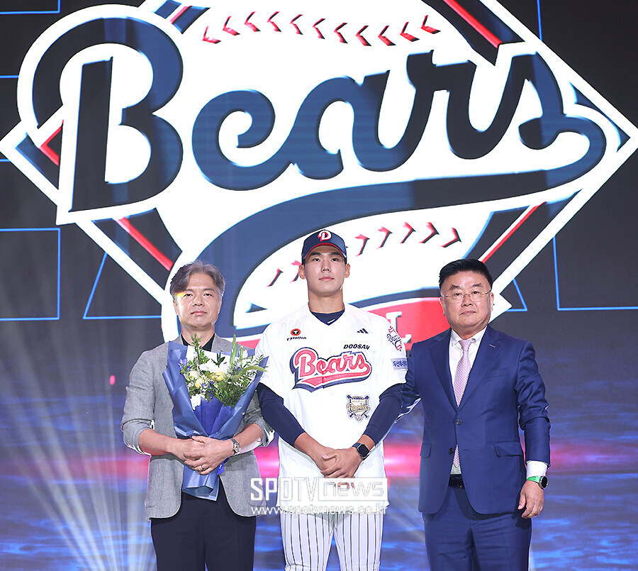 [포토S] 서울고 김지우, '전체 2순위로 두산행'