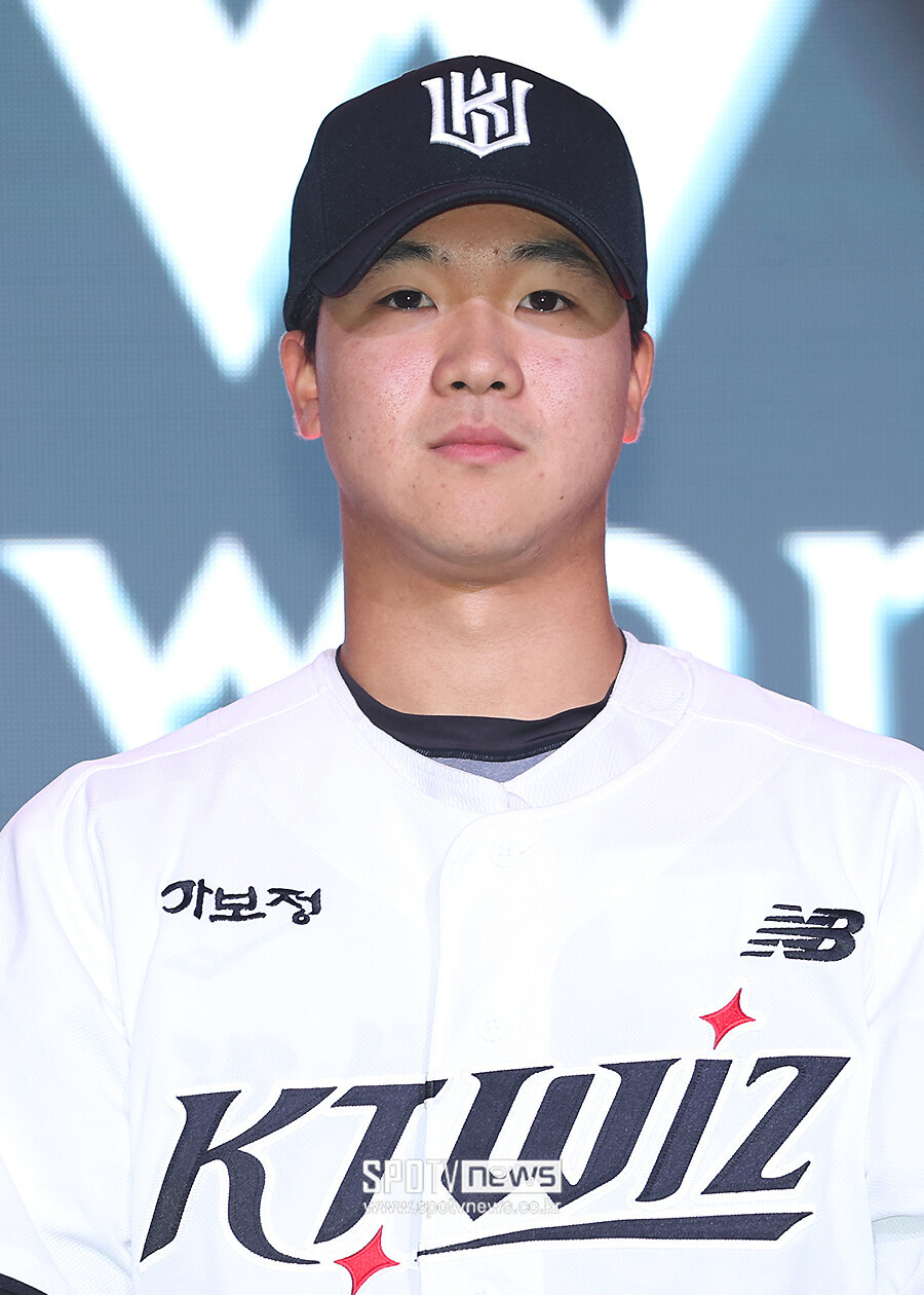 [포토S] KT에 지명된 유신고 이승원