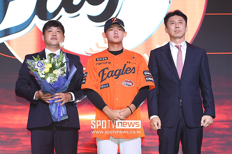 [포토S] 한화로 향하는 설악고 민주홍