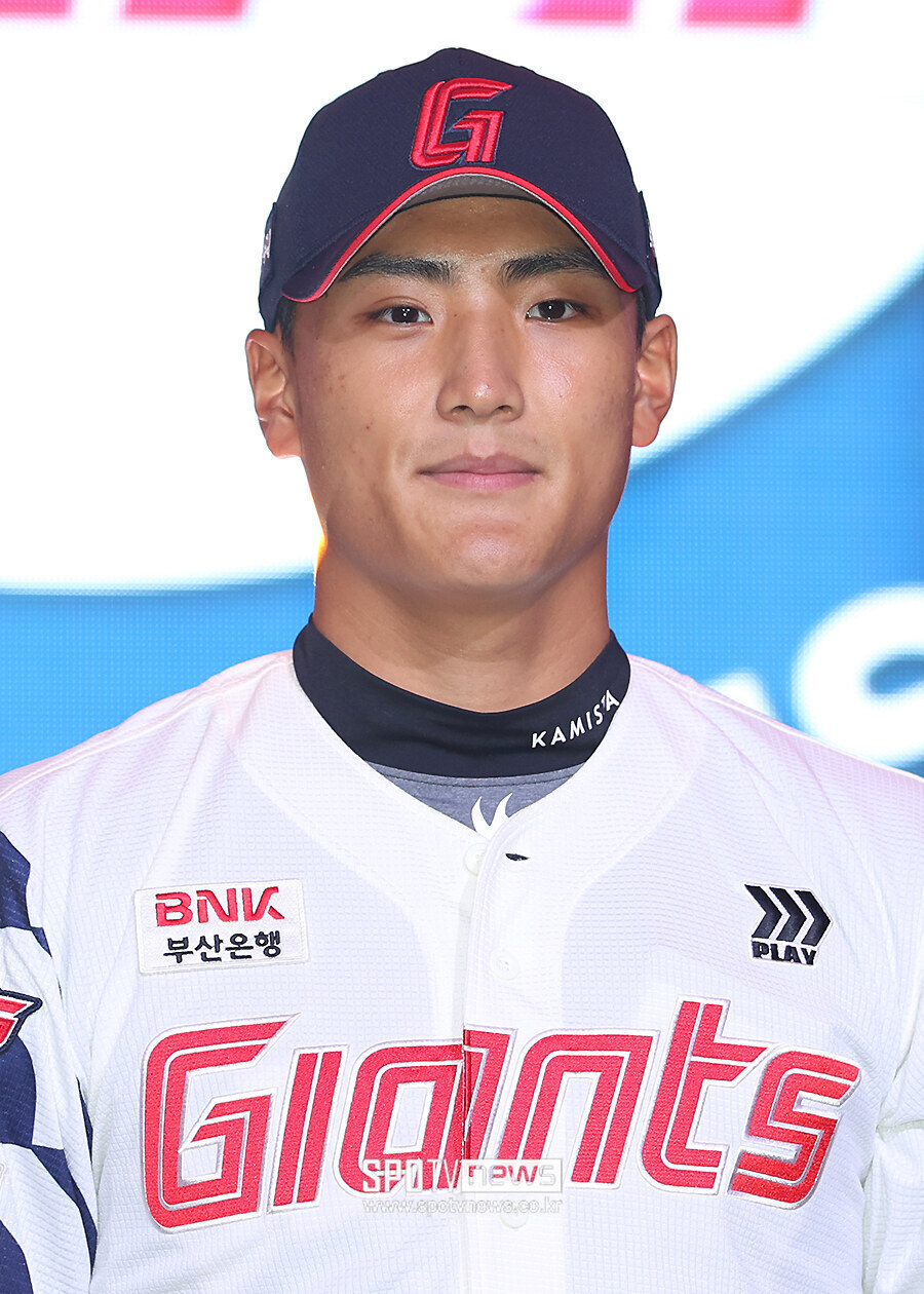 '150km 좌완특급' 박근서+U-18 국대 포수까지, 롯데 드래프트 대만족 "상위 라운드서 원하는 선수 다 뽑았다"