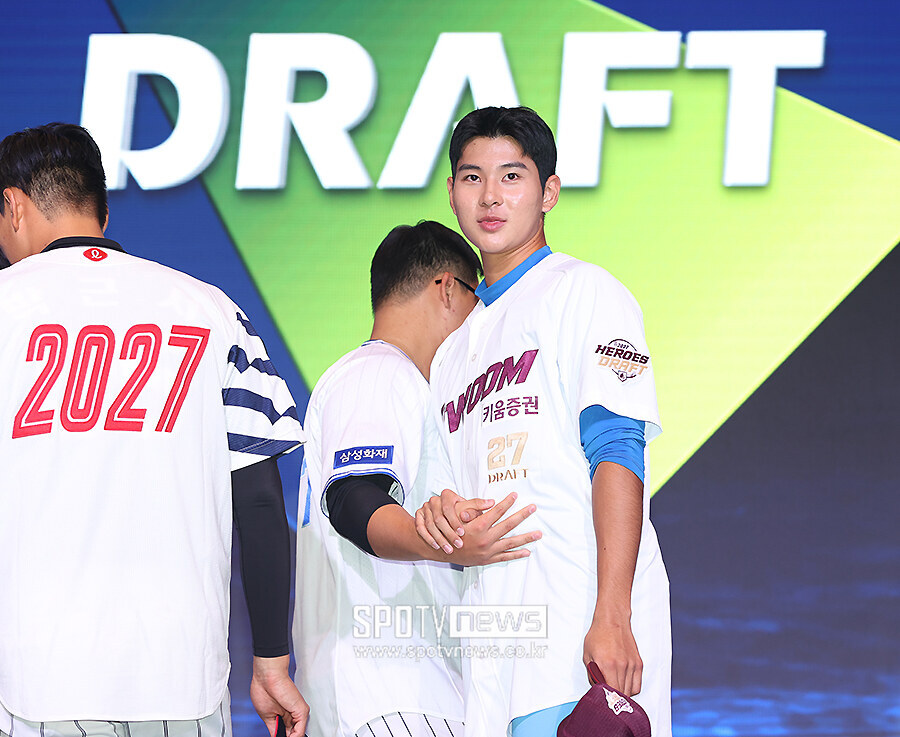 "하현승이 원하면 해줘야" 슬쩍 속마음 밝힌 감독…2027시즌 진짜 '키움 오타니' 볼 수 있나