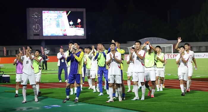 ▲ 북한 남자축구가 아시안게임 죽음의 조를 통과했다. 탈락 위기에서 이란을 4-1로 꺾고 극적으로 아시안게임 8강 티켓을 움켜쥐었다. ⓒ 연합뉴스