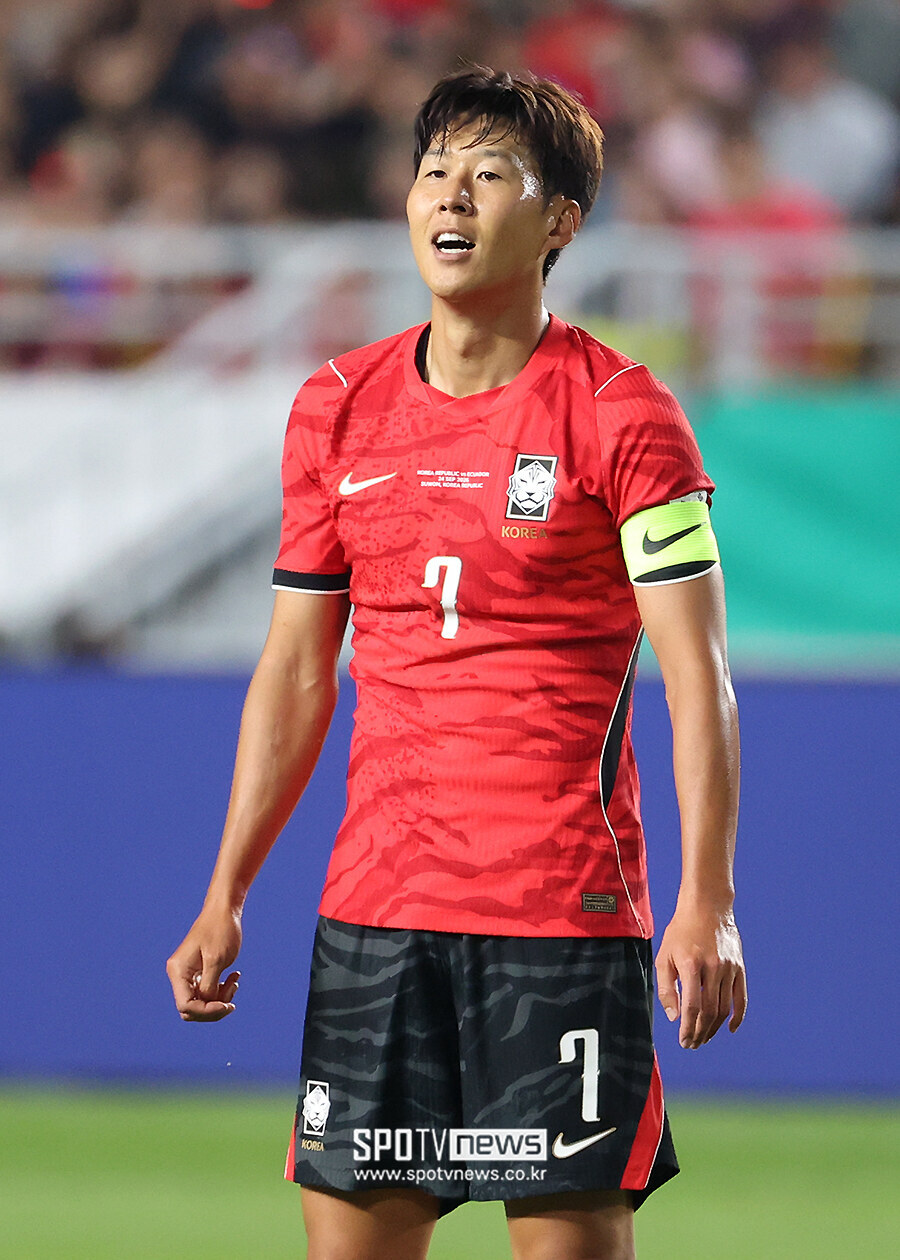 [포토S] 아쉬워하는 손흥민