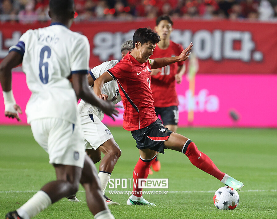 [포토S] 손흥민, '발끝으로'