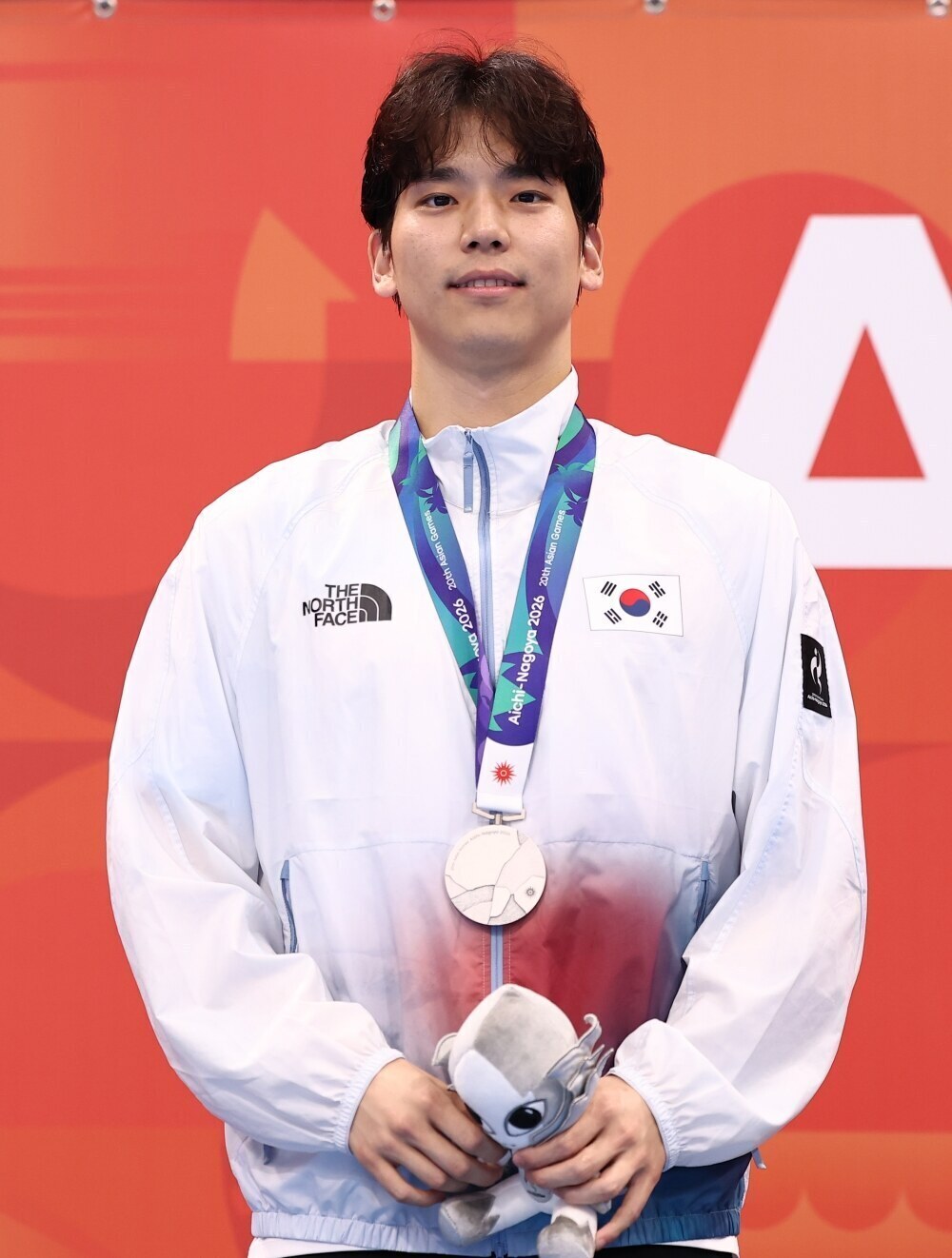 너무 아까운 0.16초→은메달, 얼마나 아쉬웠으면…"銀 보고 대회 온 것 아닌데, 더 도전해보겠다"
