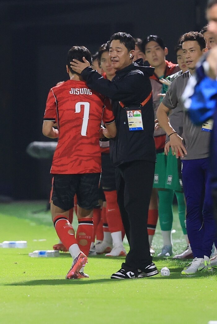이민성호 2-0 완파→자신감 폭발…中 깜짝 선언 "韓 축구에 2연승한 감독 보유", 28년 만에 4강 "한국에 모든 것 쏟아붓겠다"