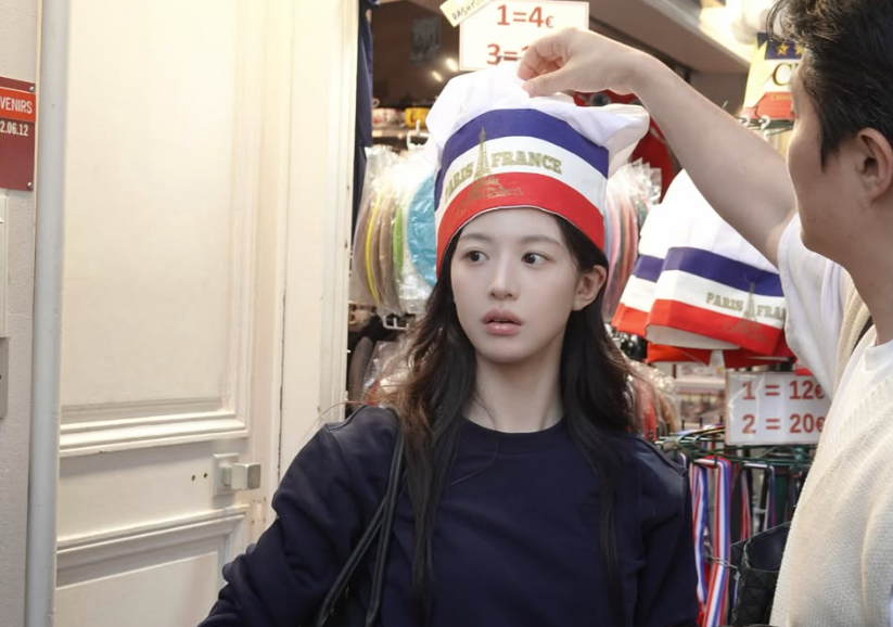 "파리서 빛나는 아우라"… 고윤정, 모자 하나 썼을 뿐인데 '화보가 되는 일상'