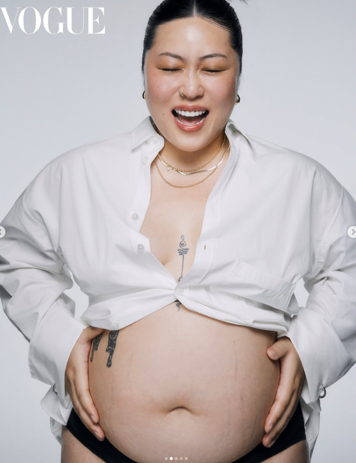 '명예 영국인' 백진경, 106kg 만삭 D라인+튼살까지 드러낸 과감한 화보 '진정성 있네'