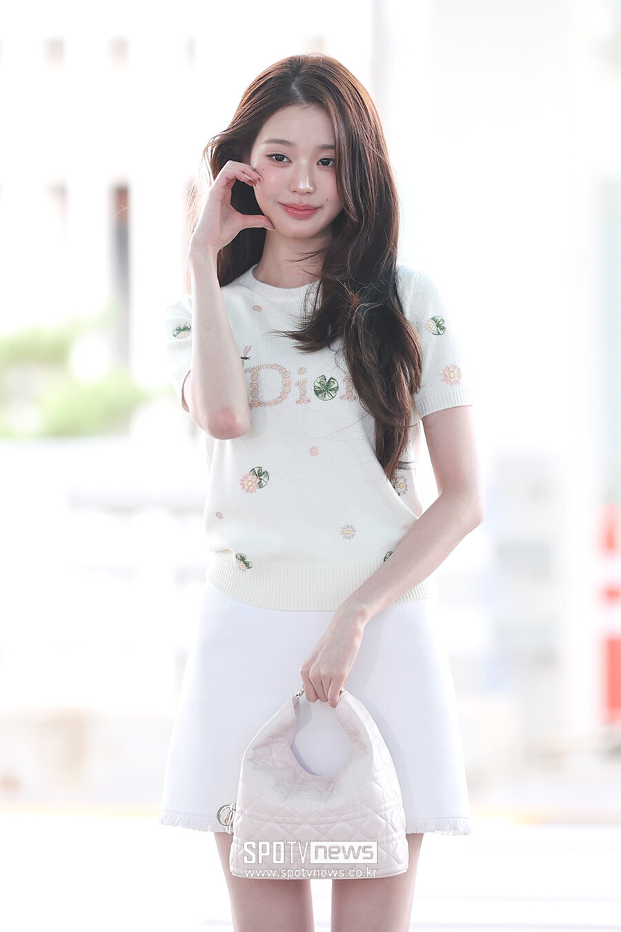 [포토S] 아이브 장원영, '청순미 뽐내며'